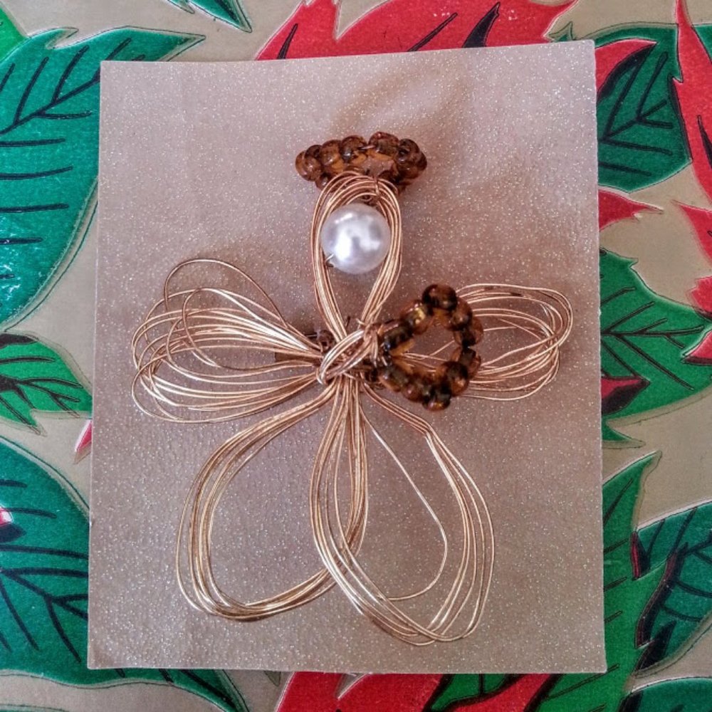 Christmas Angel Hand Crafted gold wire brooch w/pearl head 3"